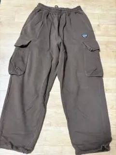 Keboz 1992年モデル トレーナー・カーゴパンツセットアップ Keboz 1992年モデル トレーナー・カーゴパンツセットアップ 2025