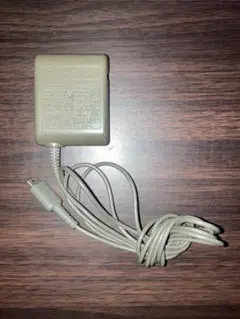 ACアダプター USG-002(JPN/USA) 充電器 DS Lite 純正