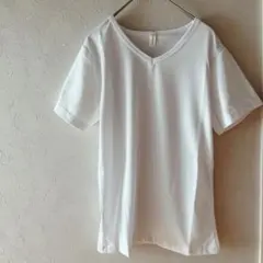 カットソー　半袖　Vネック　ホワイト　Sサイズ