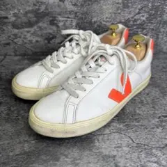 大特価✨VEJA ヴェジャ レザー スニーカー オレンジ 23cmのサムネイル