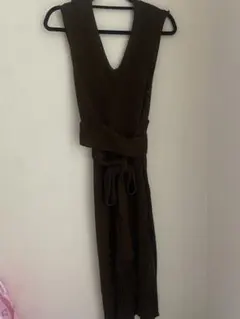 ダークブラウン ニットワンピース Vネック　avan lily