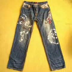 Item thumbnail for item 824a2102-0cdc-481e-b4d3-d4f20078828d