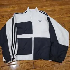 adidas ナイロンジャケット M ホワイト/ネイビー