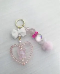 SALE ビーズ ハンドメイド キーホルダー ハート くま 白 ピンク リボン