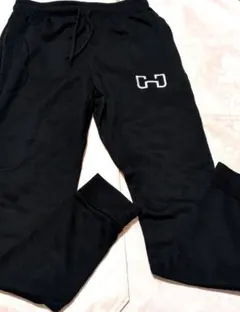 極美品 ヴァンキッシュフィットネス ジョガーパンツ ブラック M