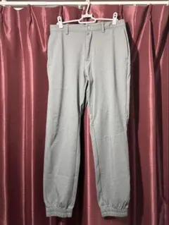 UNIQLO グレー スラックス Sサイズ