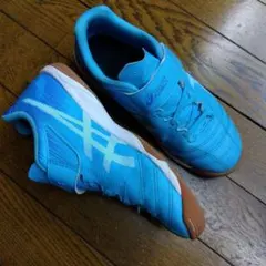 21cm フットサルシューズ　室内シューズ　asics　アシックス