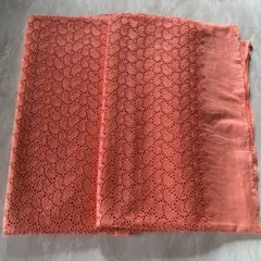ソレイアード SOULEIADO小花プリント生地 レッド系 テーブルクロス