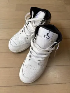NIKE ナイキ エアジョーダン1 ミッド 25㎝のサムネイル