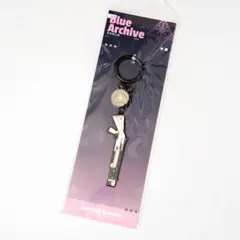 ブルーアーカイブ ホシノ固有武器『Eye of Horus』 メタルキーホルダー