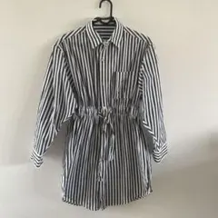 【美品！】ストライプ柄長袖シャツ