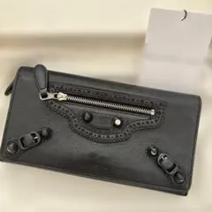 バレンシアガ　長財布　ブラック　Balenciagaのサムネイル