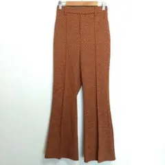 【Lutique】カジュアルパンツ(М)総柄 フレアパンツ ウエストゴム