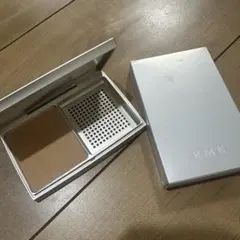 RMK エアリーパウダーファンデーション　102