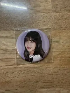 TWICE モモ　缶バッジ