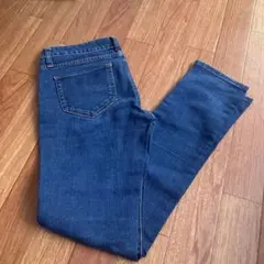 GU スキニージーンズ
