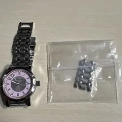 BURBERRY 腕時計 BU7108 ピンク文字盤　動作未確認　ジャンク品のサムネイル