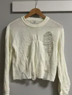 アイボリー ダメージ加工 クロップドニット