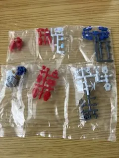 【新品未開封】機動戦士ガンダム V作戦ビスケット ガンダム&武器セットのサムネイル