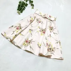 Aquweiser-riche ひざ丈スカート　ピンク　花柄　XS　ベルト付きのサムネイル