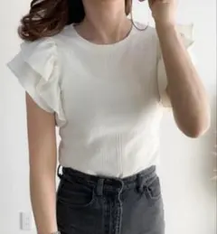 ZARA ホワイト フリル袖 Tシャツ　USA M