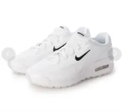 新品 NIKE ナイキ　ウィメンズ　エアマックス　BIA ホワイト　23.5cmのサムネイル