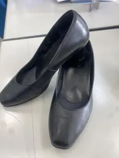 asics pedala 黒 パンプス 低ヒール　EEE