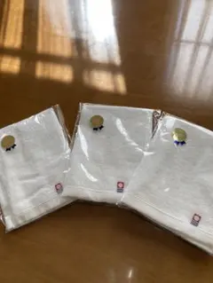 新品未使用品今治白いタオルハンカチ 3枚セット袋入り