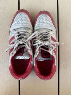 adidas シルバー/レッド スニーカー