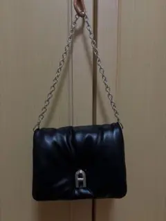 チェーンショルダー パフバック ブラック