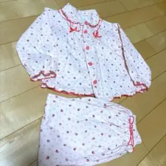 西松屋　いちごプリント ピンクパジャマセット 130cmのサムネイル