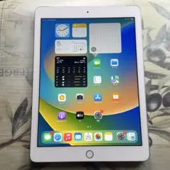 iPad 第5世代 Wi-Fi+SIMフリー○A1823