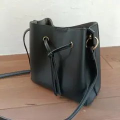 DRESKIP ブラック ショルダーバッグ