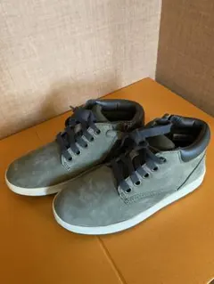 オリーブグリーン ハイカットスニーカー　Timberland