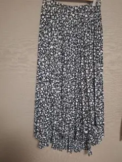 ROPÉ PICNIC 花柄プリーツスカート 黒色(美品)