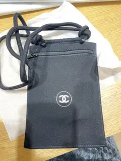 CHANEL シャネル ノベルティ　パスポートホルダー　フラグメントケース