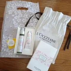 ロクシタン　ホワイトマスカットチェリーブロッサムミスト&ハンド 袋付き