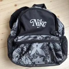 Nike 迷彩柄リュック