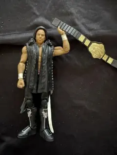 WWE フィギュア 黒いコートとベルト付き