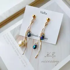 【 b18 】ガラスチャーム ブルー コットンパール ピアスorイヤリング