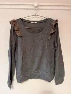 mystic フリル付きグレー長袖ニット