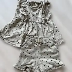 ドット柄フリル付きトップスとショートパンツセット80GU