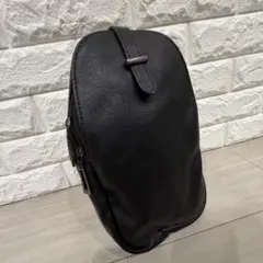Love Deliver ショルダーバッグ ボディバッグ　ブラック レザー調