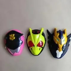 お面 3点セット　仮面ライダー、戦隊もの