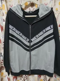 NieR CLOTHING ロゴデザイン ジップパーカー