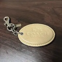 COACH ベージュ レザー キーホルダー