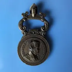 フランス パリ ナポレオン 栓抜き ボトルオープナー - メルカリ