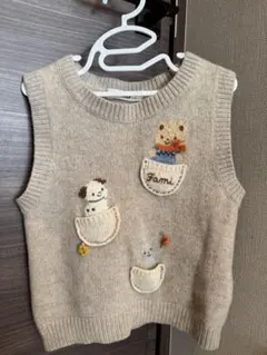 familiar ファミリア　ニットベスト 100-110刺繍 ベージュ
