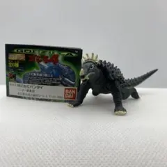 アンギラス’６８　ＨＧシリーズ　ミニブック付き　フィギュア　ガメラ４　バンダイ