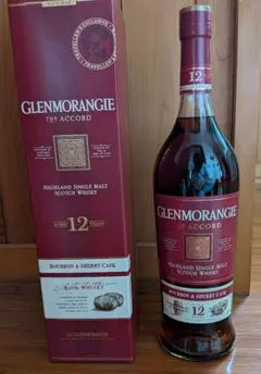 カ*オ様 グレンモーレンジ　アコード12年 1000ml リッター瓶のサムネイル